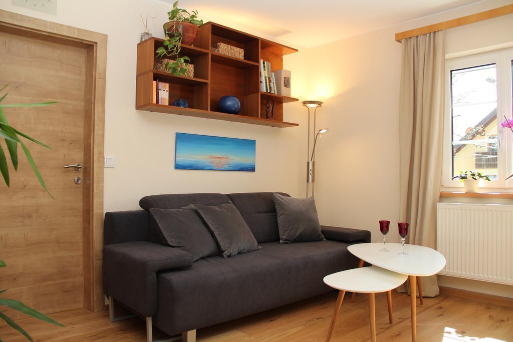 Apartment Klessheim Salzburg Exteriör bild