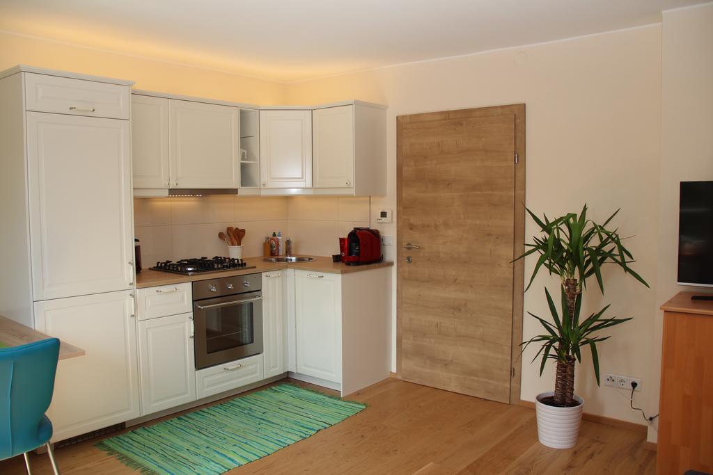 Apartment Klessheim Salzburg Exteriör bild